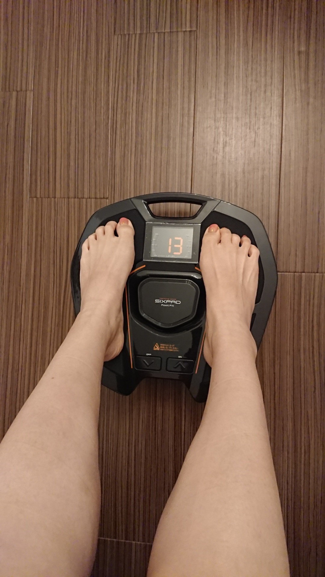 ＳＩＸＰＡＤ　ＦｏｏｔＦｉｔでお家トレーニング♪